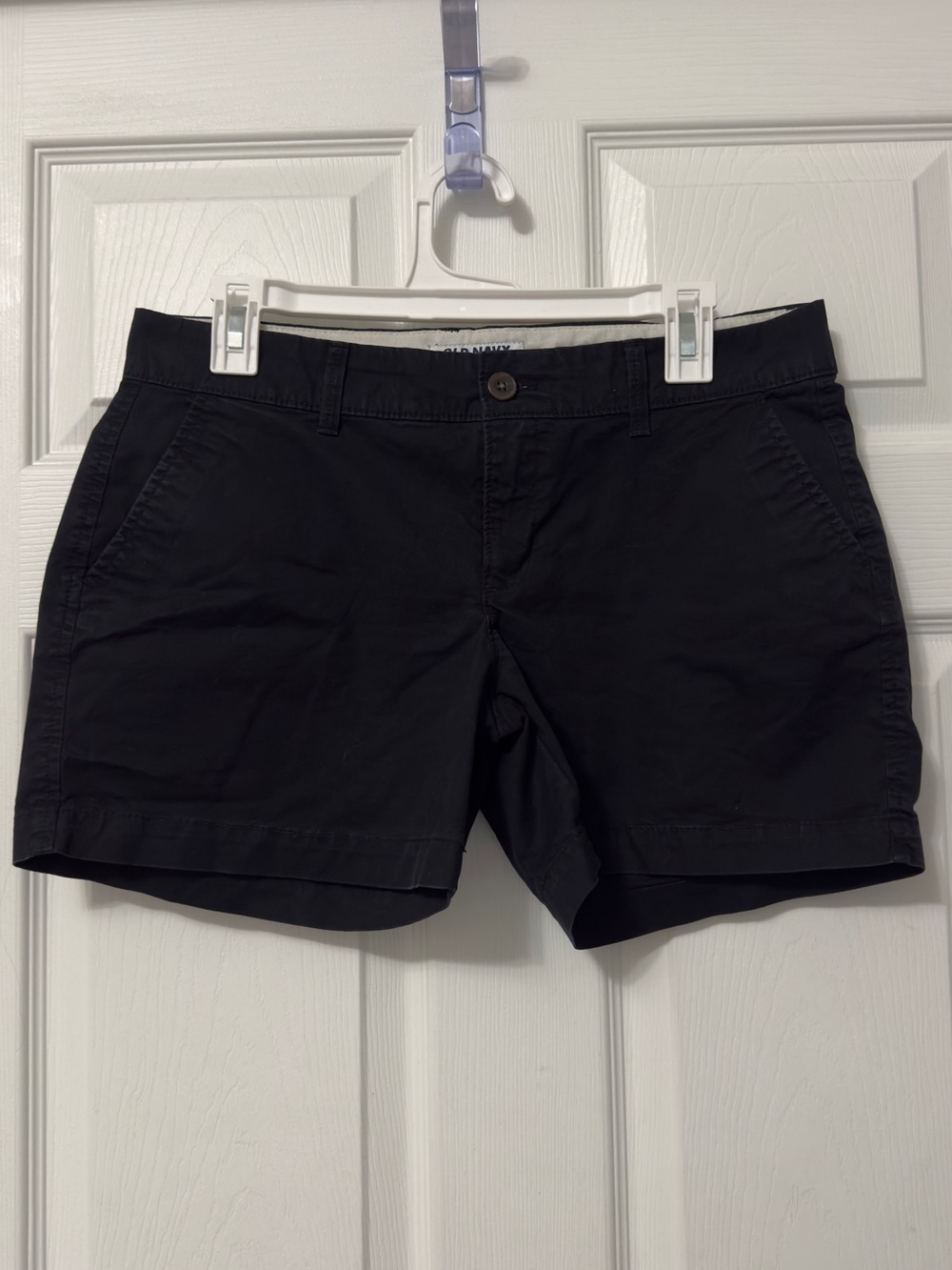 Old Navy Black Women's Chino Shorts
